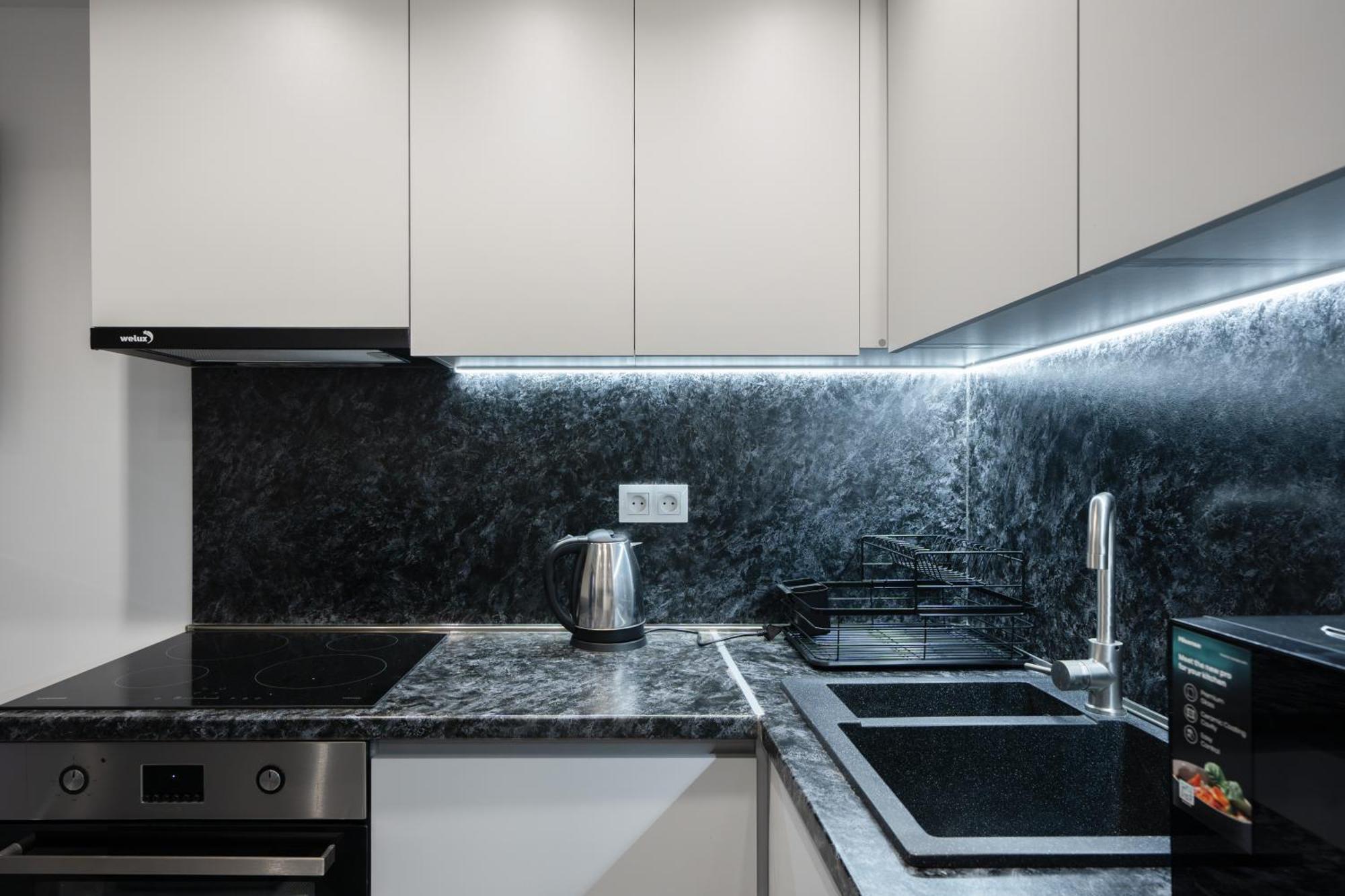 Ris Central Apartments 耶烈万 客房 照片