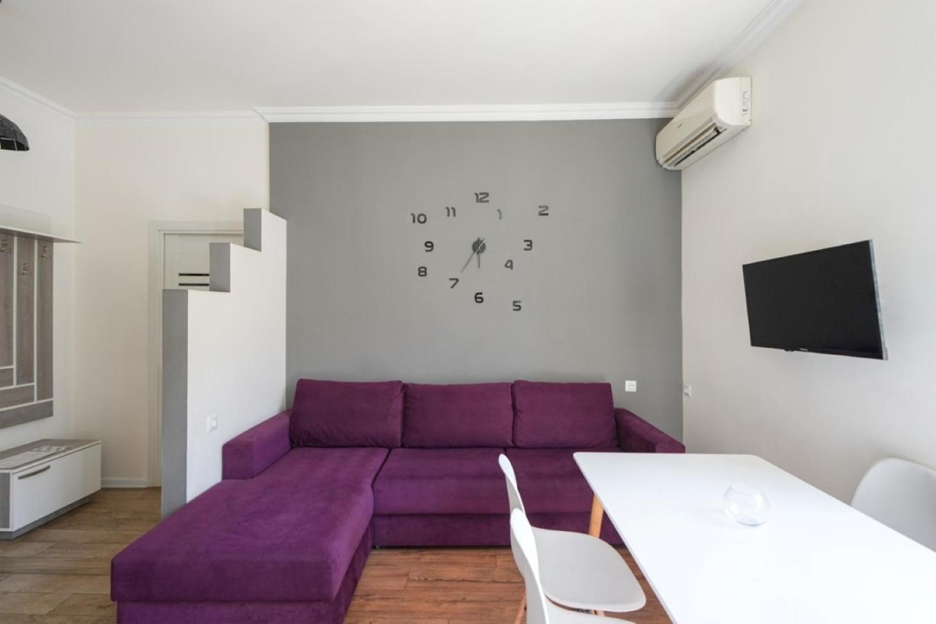 Ris Central Apartments 耶烈万 外观 照片